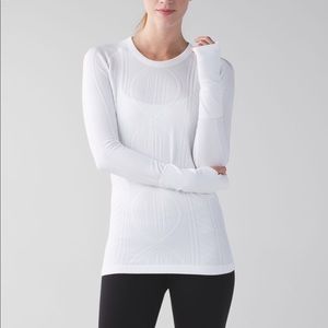 Lululemon white restless pullover